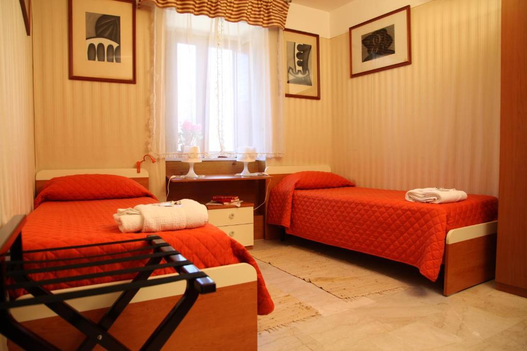 B&B Villa Casablanca เอนนา ภายนอก รูปภาพ